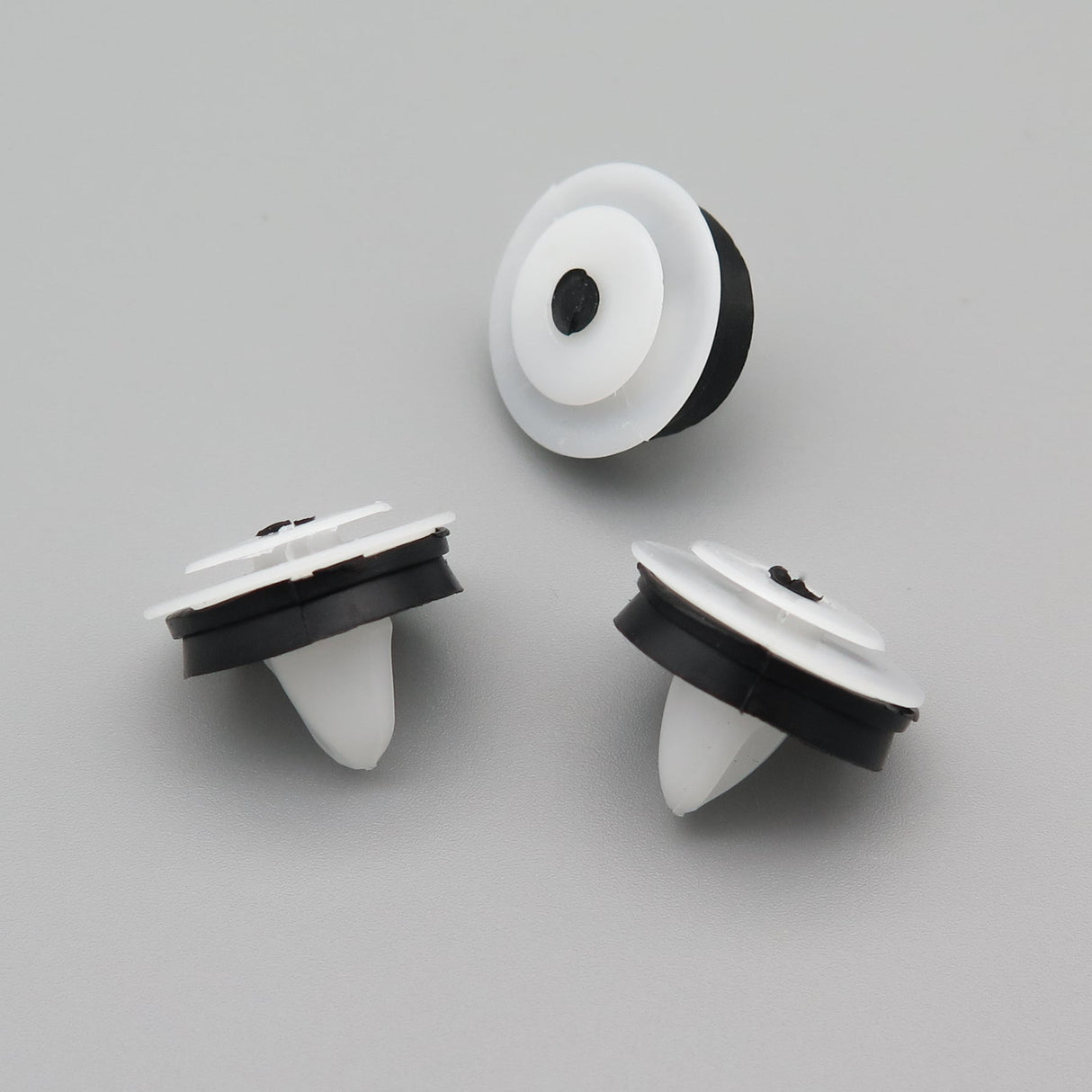 Side Moulding & Trim Cover Clip
