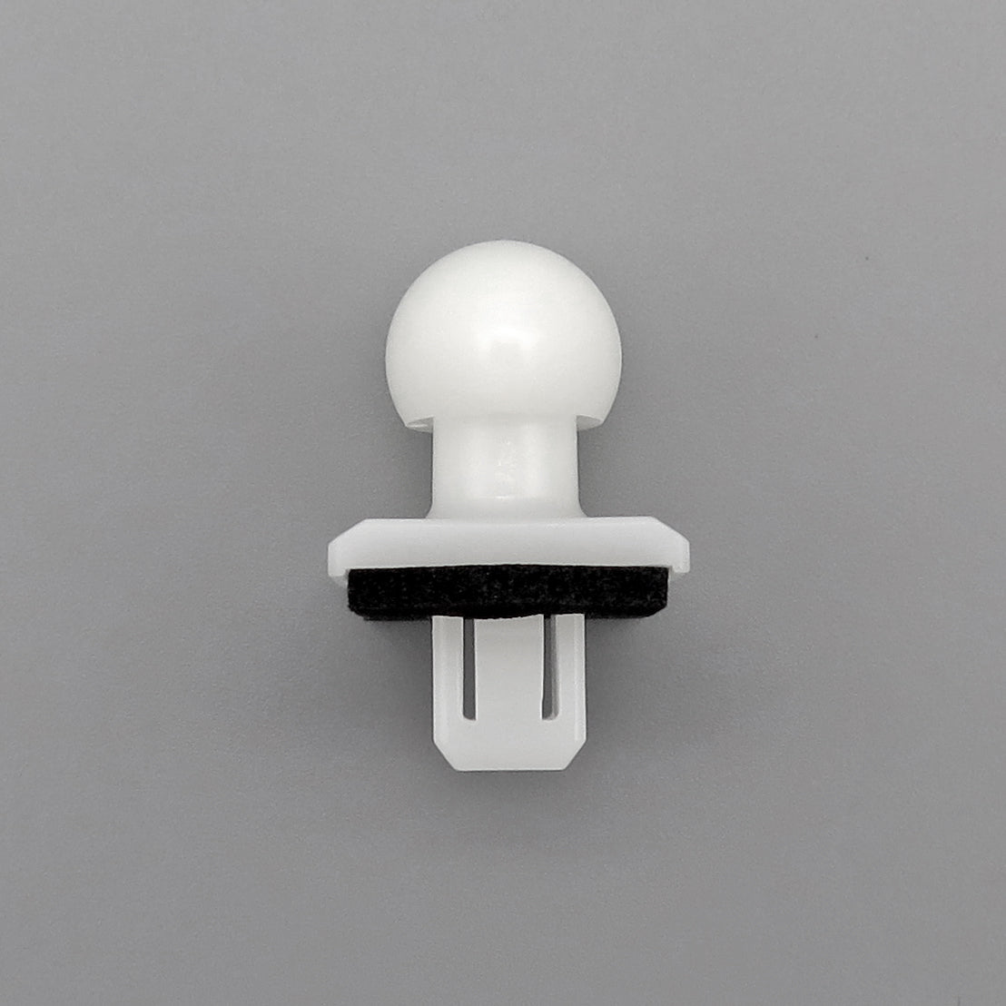 Bumper Slider Clip, White with Washer - image 3
