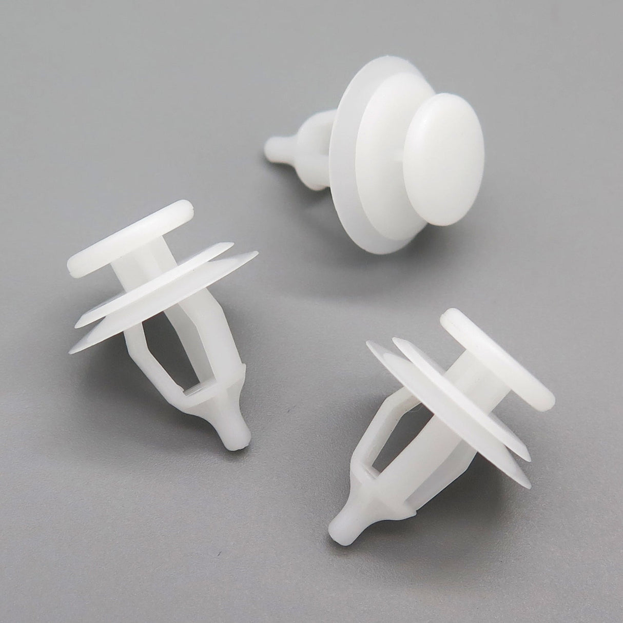 Trim Panel & Moulding Clip, White