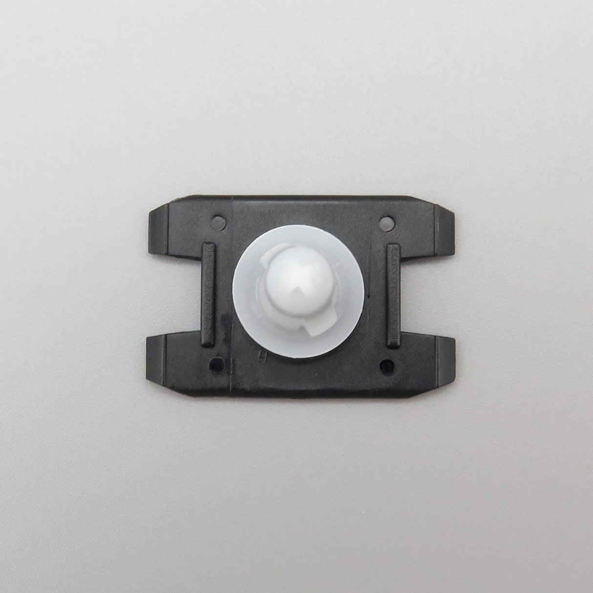 Exterior Moulding Clips, Black & White - image 3