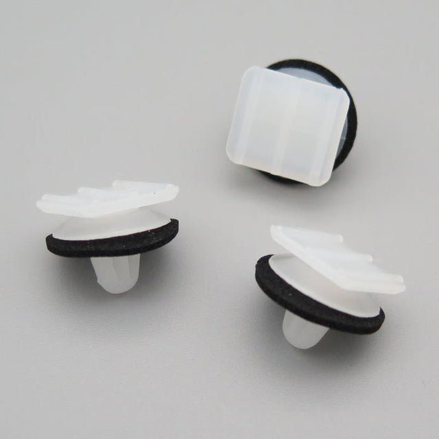 Plastic Trim & Moulding Clip, White with Washer