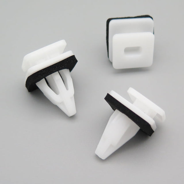 Plastic Trim & Moulding Clip, Sideskirts & Sill Mouldings