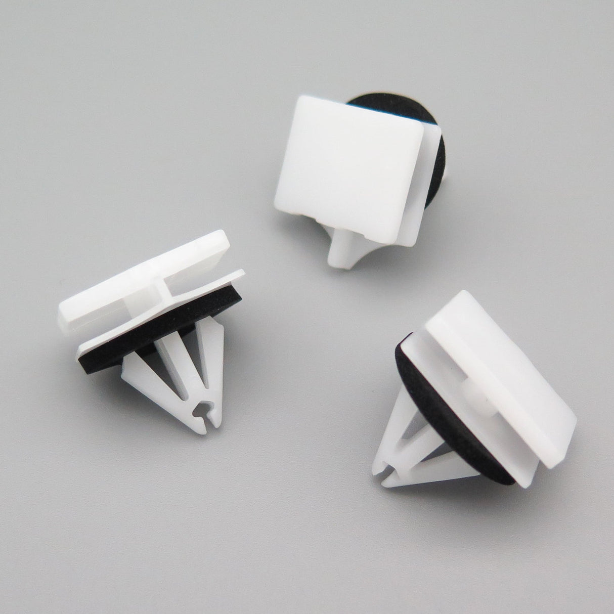Side Moulding Clip, White