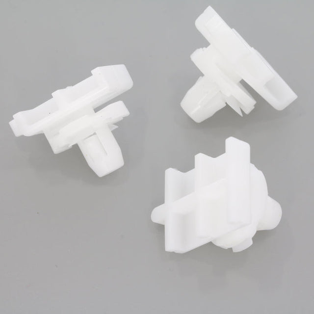 Side Skirt & Sill Moulding Clip, White