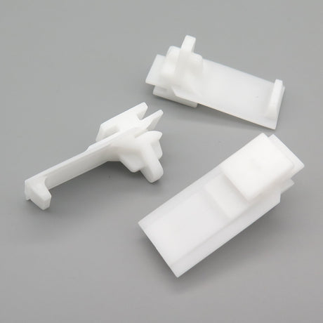 Body Moulding Trim Clip, White
