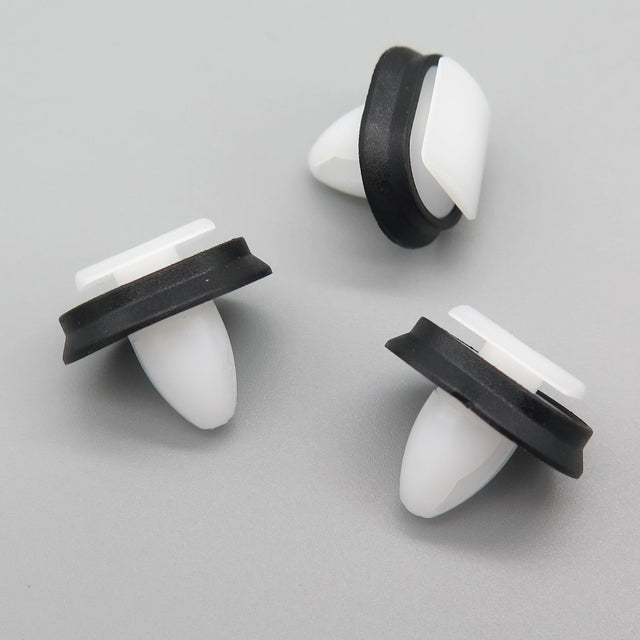 Exterior Moulding Clip, White with Integrated Rubber Seal