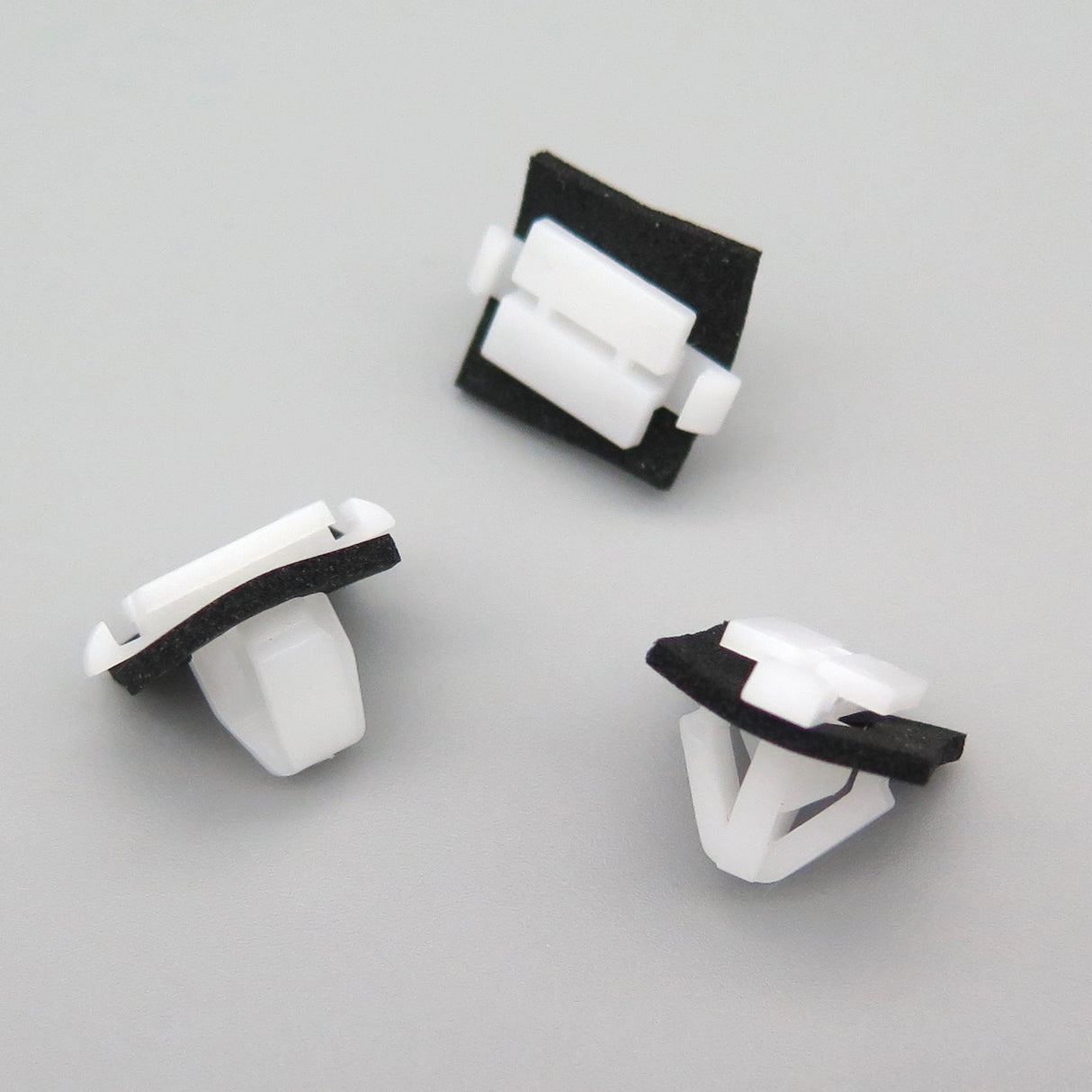 Side Moulding Trim Clips with Seal