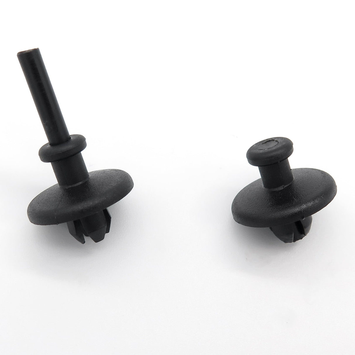 Parcel Shelf Clip, Black - image 3