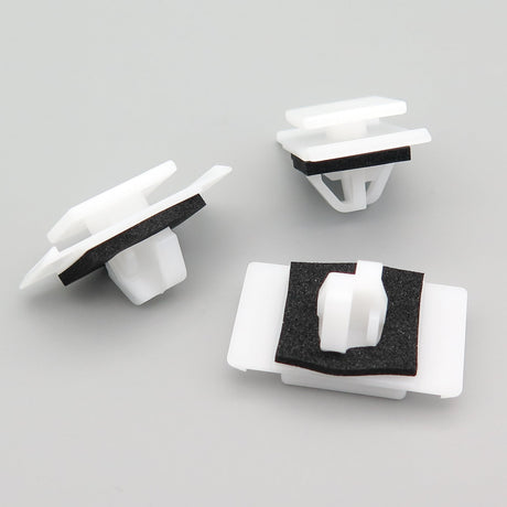 Exterior Moulding Clips, White