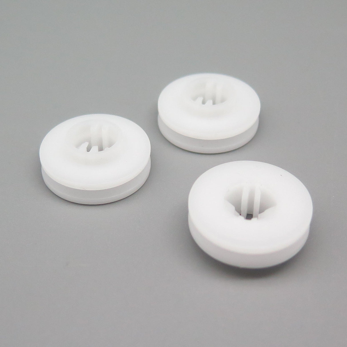 Retainer Clip, White