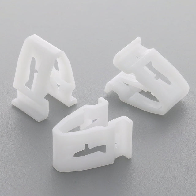 Snap Fit Plastic Clip, White